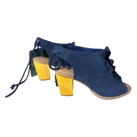 Toms Elba Peep Toe Stacked Wood Block 3” heel bootie sandal 6.5 navy blue ruffle - Picture 2 of 14